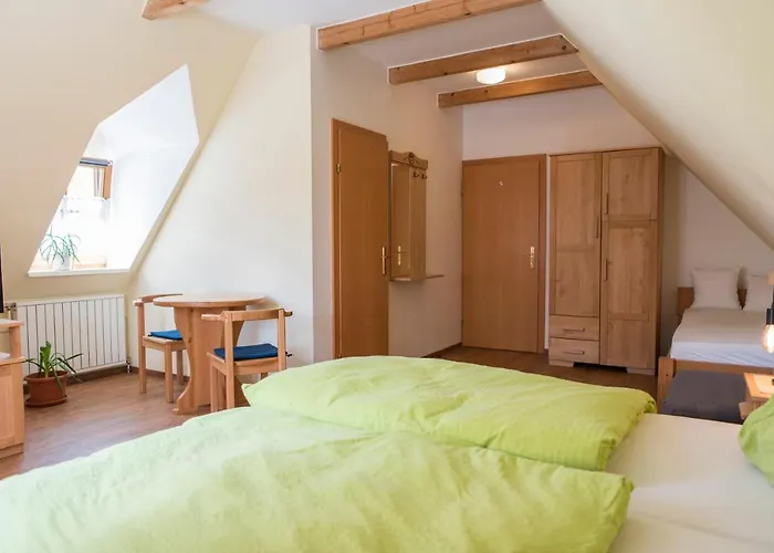 Gasthuis Heurigengasthof Prinz Krumau am Kamp